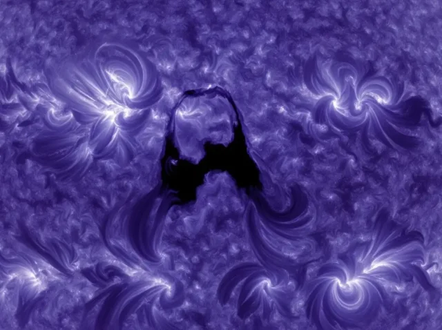 Google_AI_Studio_2025-12-09T03_15_44.965Z